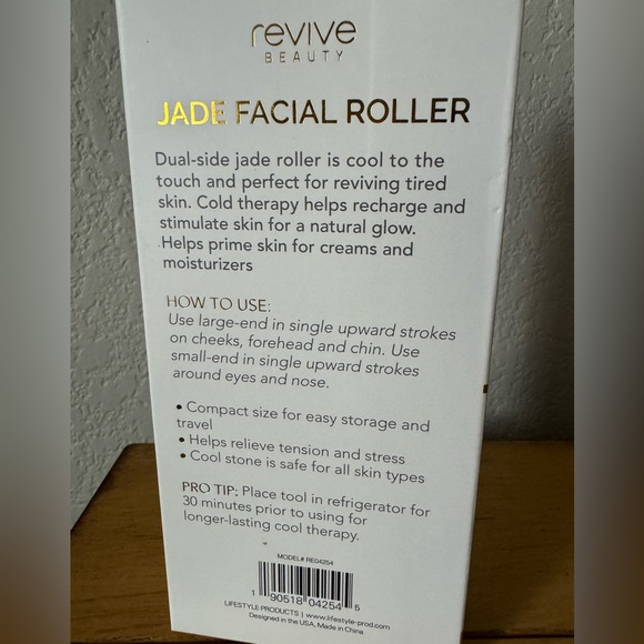 NWT Natural Jade Roller for Face - Picture 4 of 5